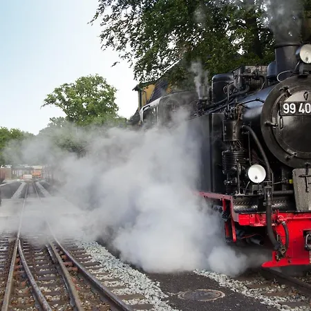 Kapitaenshaus Mit Sauna Und Kamin ゼリン