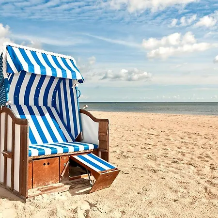 Vakantiehuis Kapitaenshaus Mit Sauna Und Kamin Sellin (Rugen)